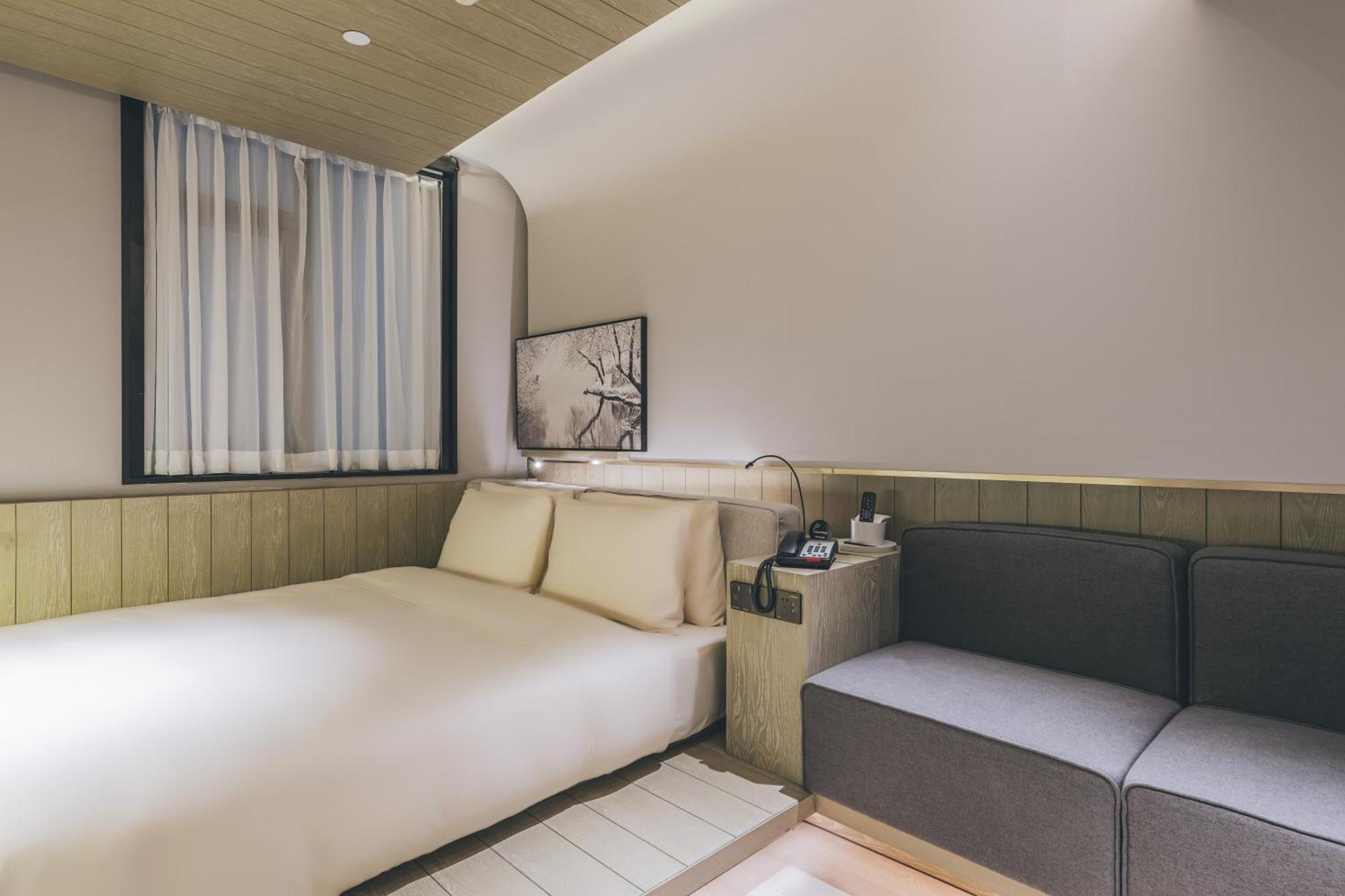 Atour X Hotel The Bund East Nanjing Road Шанхай Екстер'єр фото
