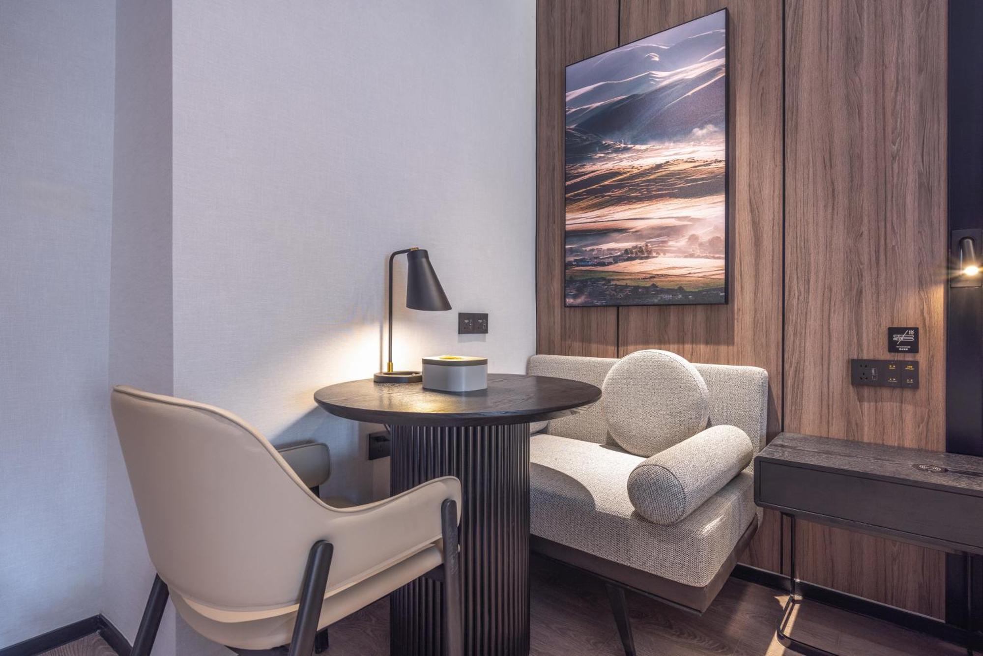 Atour X Hotel The Bund East Nanjing Road Шанхай Екстер'єр фото