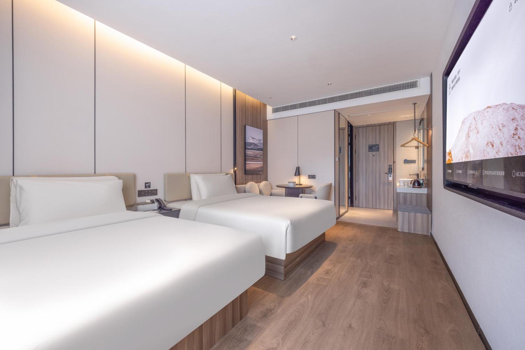 Atour X Hotel The Bund East Nanjing Road Шанхай Екстер'єр фото