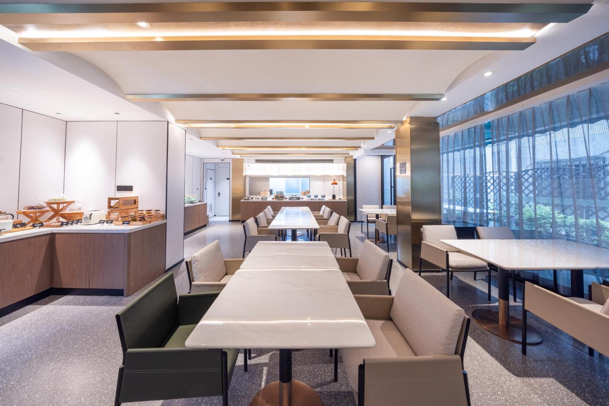 Atour X Hotel The Bund East Nanjing Road Шанхай Екстер'єр фото